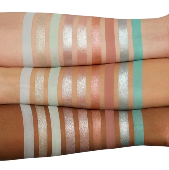 HUDA BEAUTY Pastels Mint Mini Palette - NEW - Picture 11 of 11